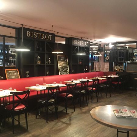 Hotel Restaurant Cousseau Parentis-en-Born Dış mekan fotoğraf