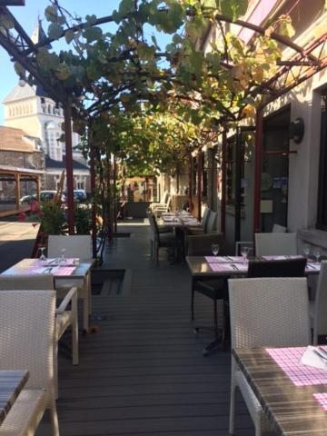Hotel Restaurant Cousseau Parentis-en-Born Dış mekan fotoğraf